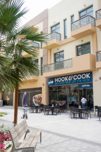 Hook & Cook Entrance