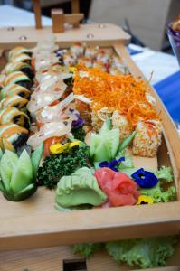 Sumo Sushi Food